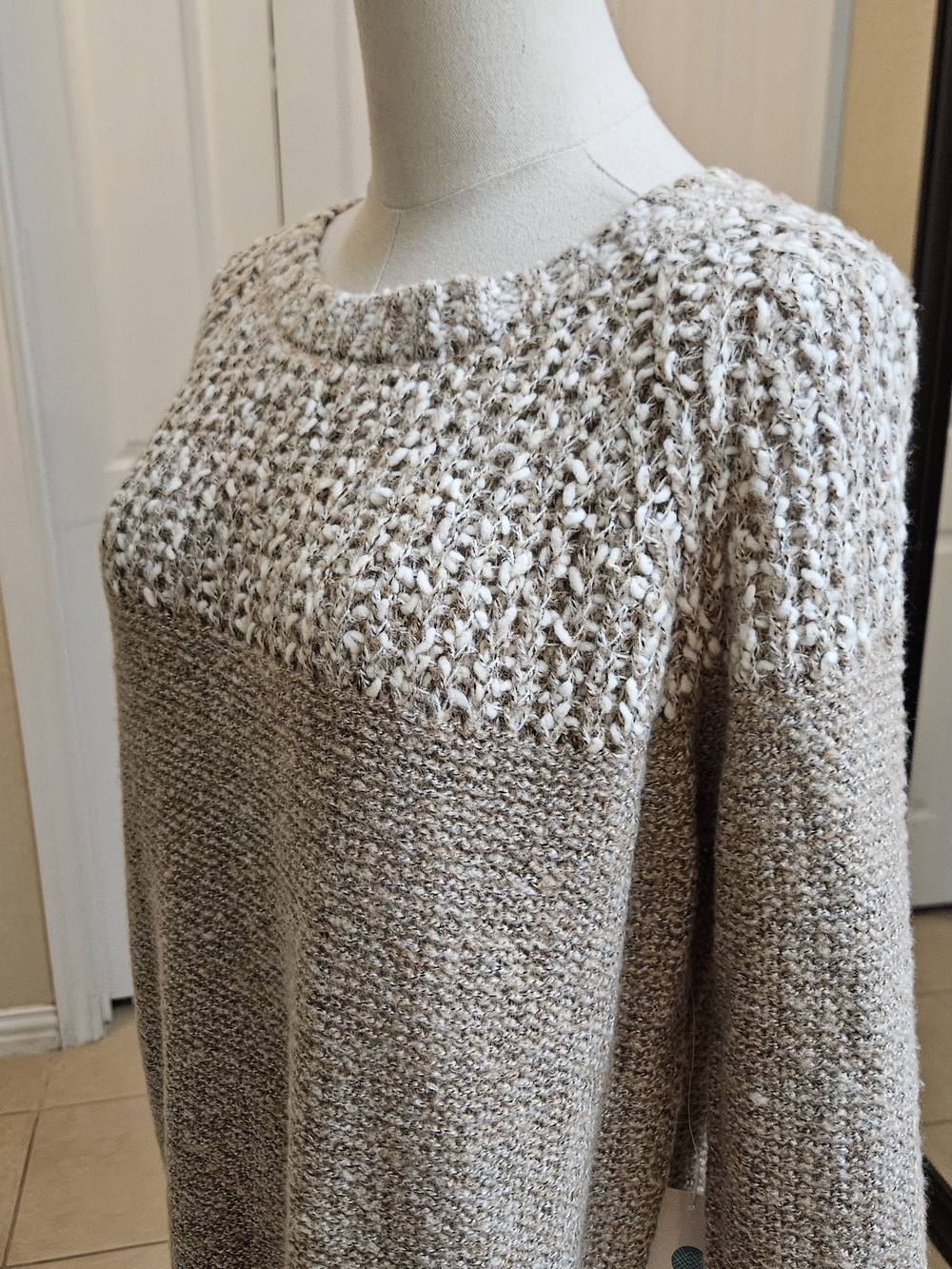 FATE Cozy Two-Tone Scoop Neck Sweater in Taupe and Cream Size Medium NWT - Picture 6 of 12